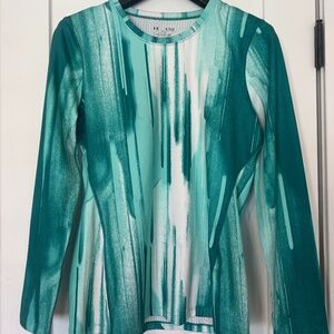 NWT! UNDER ARMOR COLD-GEAR INFRARED GREEN PATTERNED WORKOUT TOP